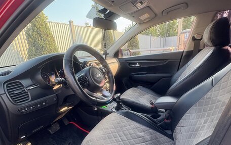 KIA Rio IV, 2018 год, 1 800 000 рублей, 9 фотография