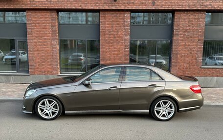 Mercedes-Benz E-Класс, 2012 год, 1 830 000 рублей, 4 фотография