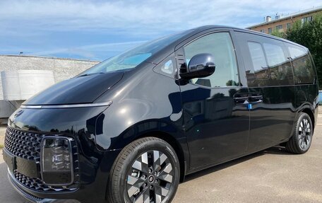 Hyundai Staria, 2022 год, 3 680 000 рублей, 1 фотография