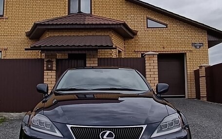 Lexus IS II рестайлинг 2, 2006 год, 1 450 000 рублей, 1 фотография