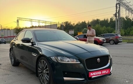 Jaguar XF II, 2017 год, 1 800 000 рублей, 3 фотография