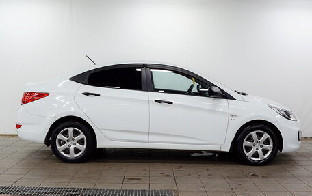 Hyundai Solaris II рестайлинг, 2013 год, 820 000 рублей, 5 фотография