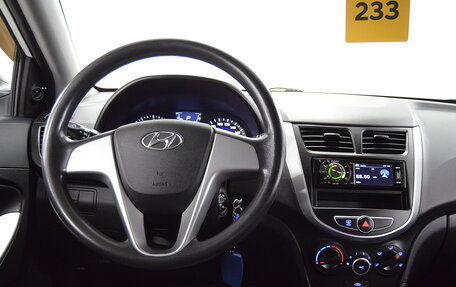 Hyundai Solaris II рестайлинг, 2013 год, 820 000 рублей, 11 фотография