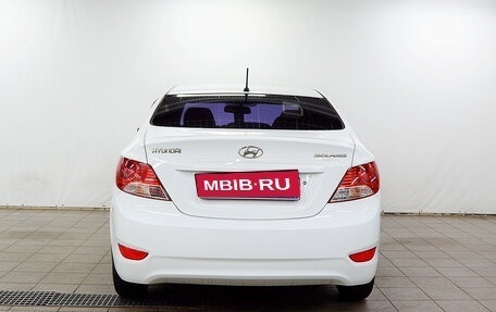 Hyundai Solaris II рестайлинг, 2013 год, 820 000 рублей, 7 фотография