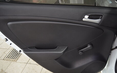 Hyundai Solaris II рестайлинг, 2013 год, 820 000 рублей, 15 фотография