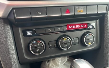 Volkswagen Amarok I рестайлинг, 2016 год, 3 000 000 рублей, 12 фотография