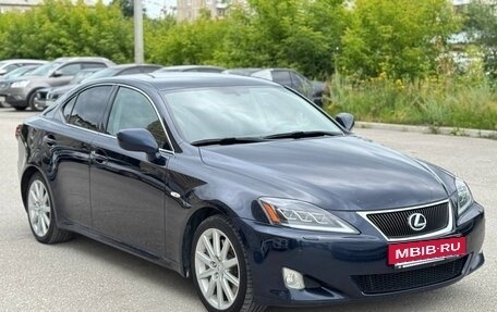 Lexus IS II рестайлинг 2, 2006 год, 1 450 000 рублей, 2 фотография