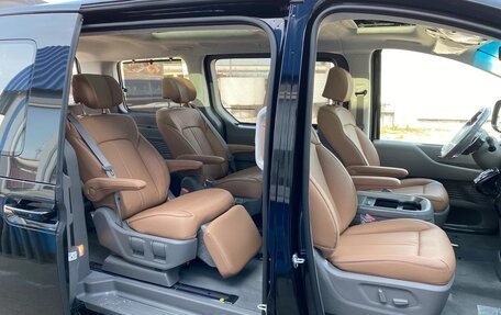 Hyundai Staria, 2022 год, 3 680 000 рублей, 14 фотография