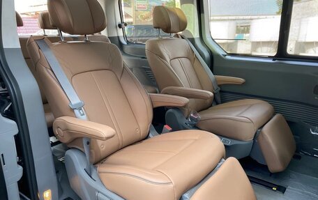 Hyundai Staria, 2022 год, 3 680 000 рублей, 15 фотография