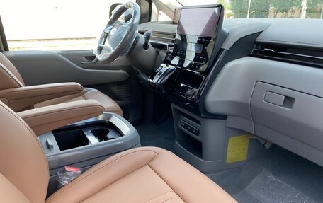 Hyundai Staria, 2022 год, 3 680 000 рублей, 16 фотография