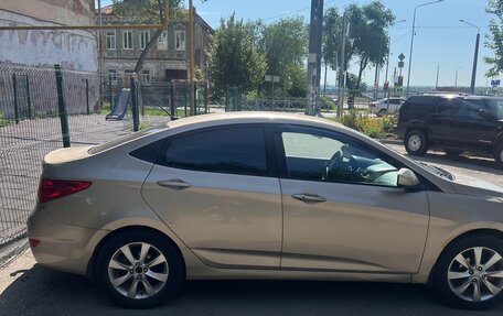 Hyundai Solaris II рестайлинг, 2011 год, 740 000 рублей, 5 фотография