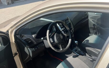Hyundai Solaris II рестайлинг, 2011 год, 740 000 рублей, 7 фотография