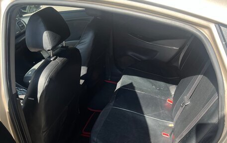 Hyundai Solaris II рестайлинг, 2011 год, 740 000 рублей, 8 фотография