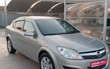Opel Astra H, 2008 год, 650 000 рублей, 2 фотография