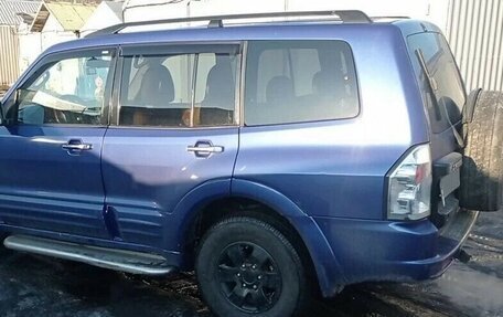 Mitsubishi Montero III, 2000 год, 530 000 рублей, 2 фотография