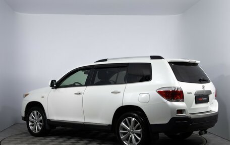 Toyota Highlander III, 2011 год, 1 935 000 рублей, 7 фотография
