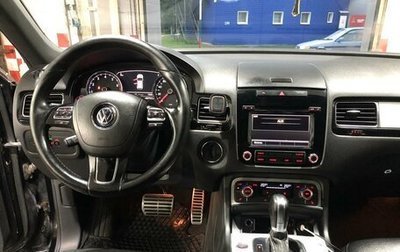 Volkswagen Touareg III, 2012 год, 1 850 000 рублей, 1 фотография
