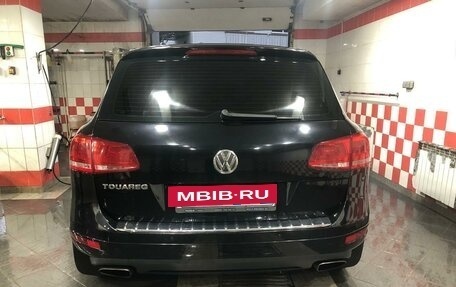 Volkswagen Touareg III, 2012 год, 1 850 000 рублей, 2 фотография