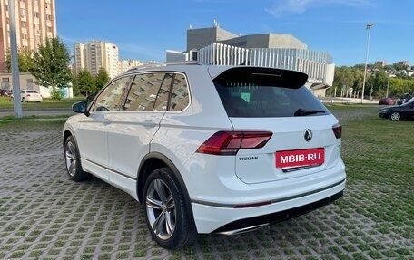 Volkswagen Tiguan II, 2020 год, 4 678 000 рублей, 4 фотография