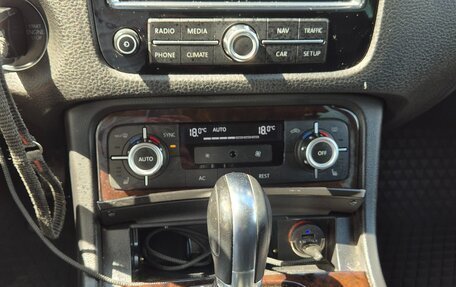 Volkswagen Touareg III, 2012 год, 2 300 000 рублей, 12 фотография