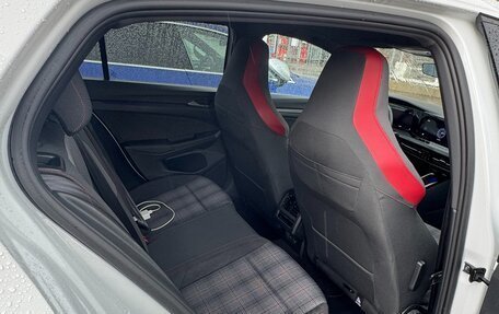 Volkswagen Golf GTI, 2023 год, 3 899 999 рублей, 9 фотография