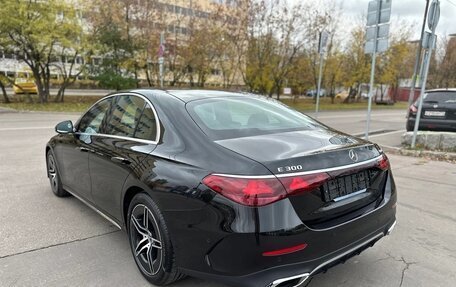 Mercedes-Benz E-Класс, 2024 год, 8 280 000 рублей, 2 фотография