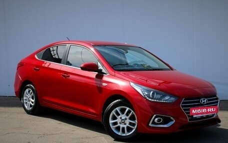 Hyundai Solaris II рестайлинг, 2019 год, 1 335 000 рублей, 3 фотография