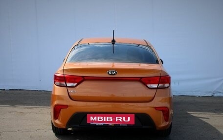 KIA Rio IV, 2017 год, 995 000 рублей, 6 фотография