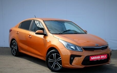 KIA Rio IV, 2017 год, 995 000 рублей, 3 фотография