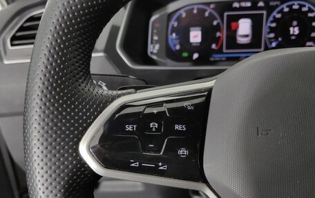 Volkswagen Tiguan II, 2021 год, 2 999 000 рублей, 12 фотография
