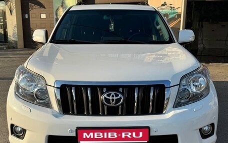 Toyota Land Cruiser Prado 150 рестайлинг 2, 2012 год, 2 800 000 рублей, 11 фотография