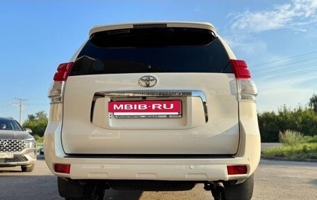 Toyota Land Cruiser Prado 150 рестайлинг 2, 2012 год, 2 800 000 рублей, 9 фотография