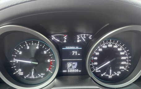 Toyota Land Cruiser 200, 2013 год, 3 700 000 рублей, 12 фотография