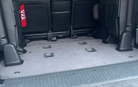Toyota Land Cruiser 200, 2013 год, 3 700 000 рублей, 5 фотография