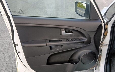 KIA Venga I, 2011 год, 860 000 рублей, 4 фотография