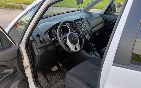 KIA Venga I, 2011 год, 860 000 рублей, 13 фотография