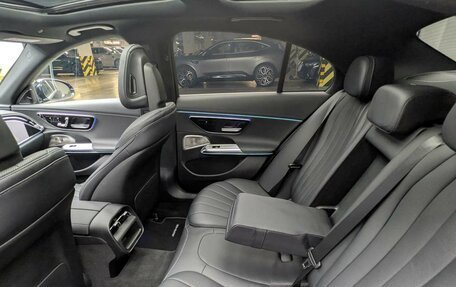 Mercedes-Benz E-Класс, 2024 год, 9 050 000 рублей, 13 фотография