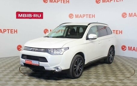 Mitsubishi Outlander III рестайлинг 3, 2013 год, 1 493 000 рублей, 1 фотография