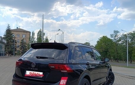 Volkswagen Tiguan II, 2021 год, 3 550 000 рублей, 4 фотография