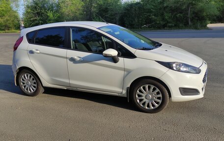 Ford Fiesta, 2016 год, 839 000 рублей, 4 фотография