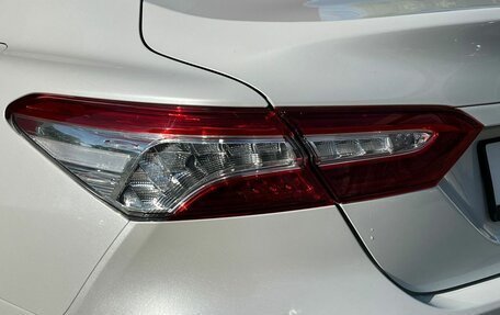 Toyota Camry, 2021 год, 3 250 000 рублей, 10 фотография