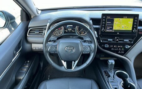 Toyota Camry, 2021 год, 3 250 000 рублей, 13 фотография