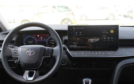 Toyota Camry, 2024 год, 4 990 000 рублей, 15 фотография