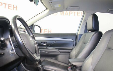 Mitsubishi Outlander III рестайлинг 3, 2013 год, 1 493 000 рублей, 9 фотография