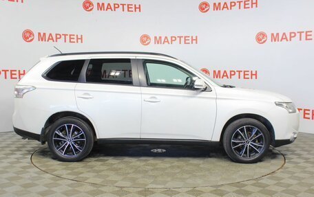 Mitsubishi Outlander III рестайлинг 3, 2013 год, 1 493 000 рублей, 4 фотография
