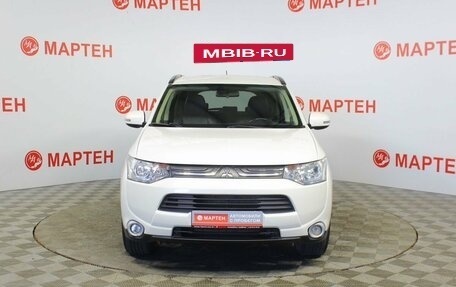 Mitsubishi Outlander III рестайлинг 3, 2013 год, 1 493 000 рублей, 2 фотография