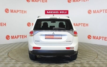 Mitsubishi Outlander III рестайлинг 3, 2013 год, 1 493 000 рублей, 6 фотография
