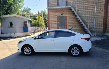 Hyundai Solaris II рестайлинг, 2017 год, 950 000 рублей, 6 фотография