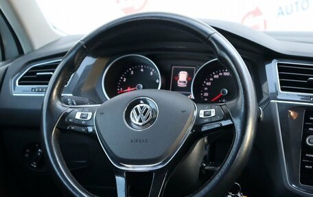 Volkswagen Tiguan II, 2019 год, 1 920 000 рублей, 12 фотография