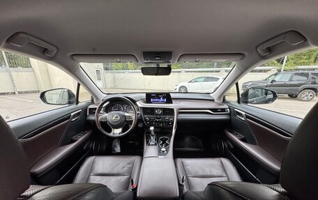 Lexus RX IV рестайлинг, 2017 год, 3 450 000 рублей, 29 фотография